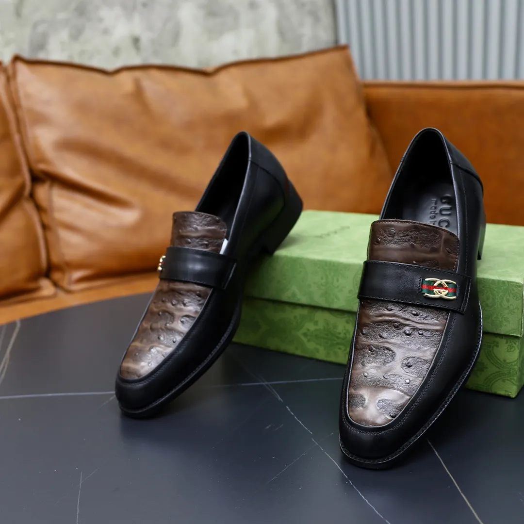 Men's shoes: 250🙅‍♂️🙅‍♂️🙅‍♂️Niuli Brand: GUCCI Size: 38-44 (45 can be customized) Level: Counter classic Material: Original soft cowhide upper Comfortable cowhide lining Original lightweight outsole Style category: Business casual footwear Driving leather shoes Color: Actual picture color